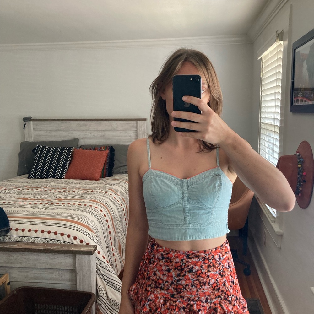 American Eagle Outfitters Green Sleeveless Crop Tank Top